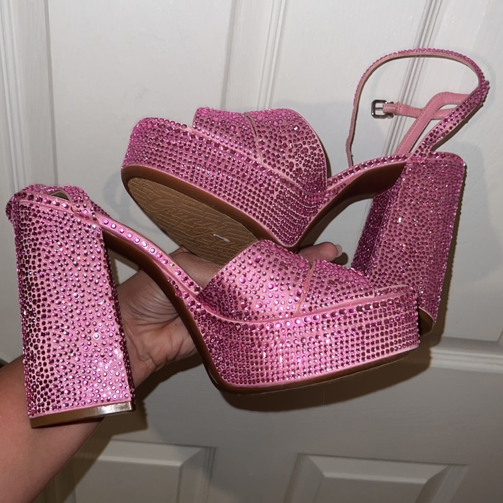 GORGEOUS Gianni Bini rhinestone pink platform heels - Picture 12 of 13